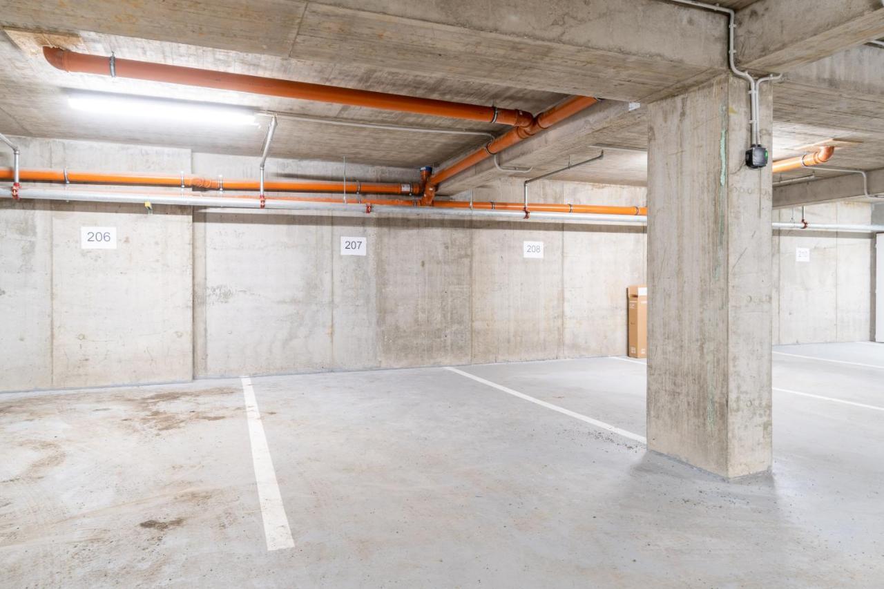 Brand New One Bedroom Apartment #54 In Brand New Building With Free Parking Praga Zewnętrze zdjęcie